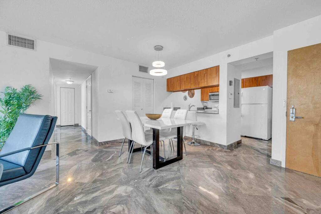 Iconic High Floor 3 Bedrooms In The Heart Of Miami Eksteriør billede